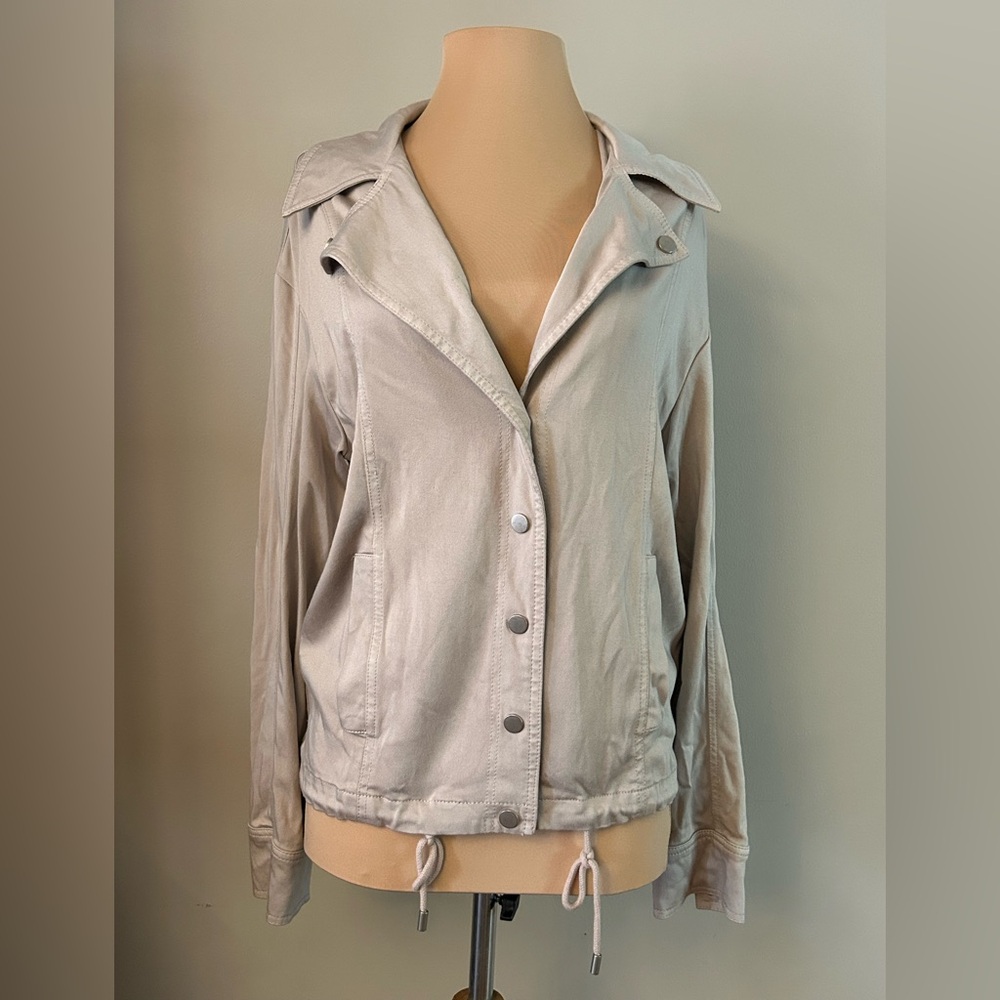 Stylish Nicole Miller Button Down Beige Utility Jacket